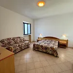 Altomare Apart-hotel 4*