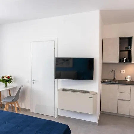 Altomare Apartmanhotel