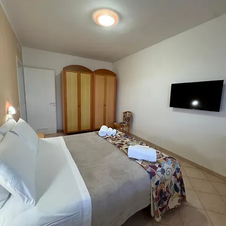 Altomare شقة فندقية 4*