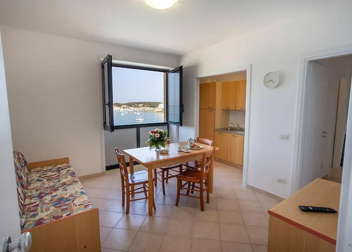 Aparthotel Altomare 4*