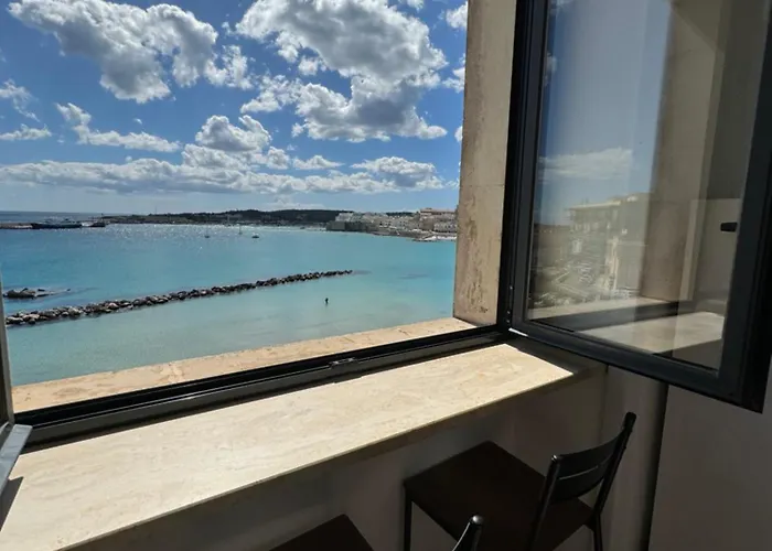 Altomare Aparthotel 4*